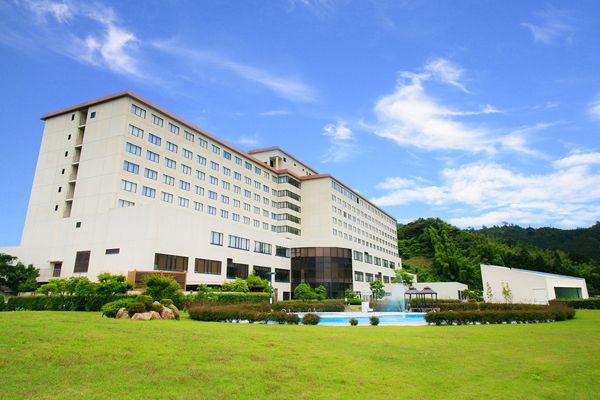 大和ハウス、京都府内・最大級のホテル併設型いちご農園をオープン